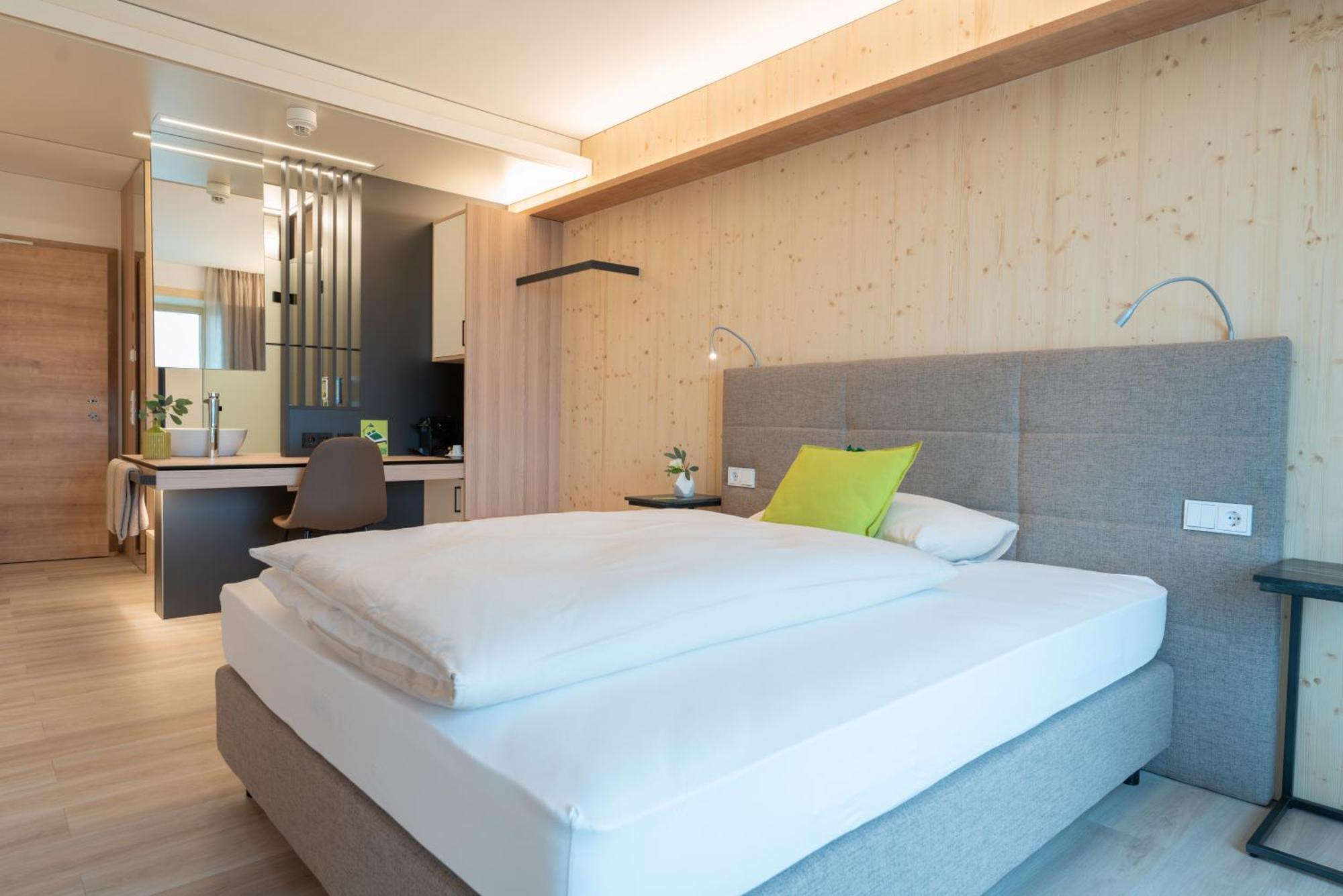 Eee Hotel Eberstalzell エクステリア 写真