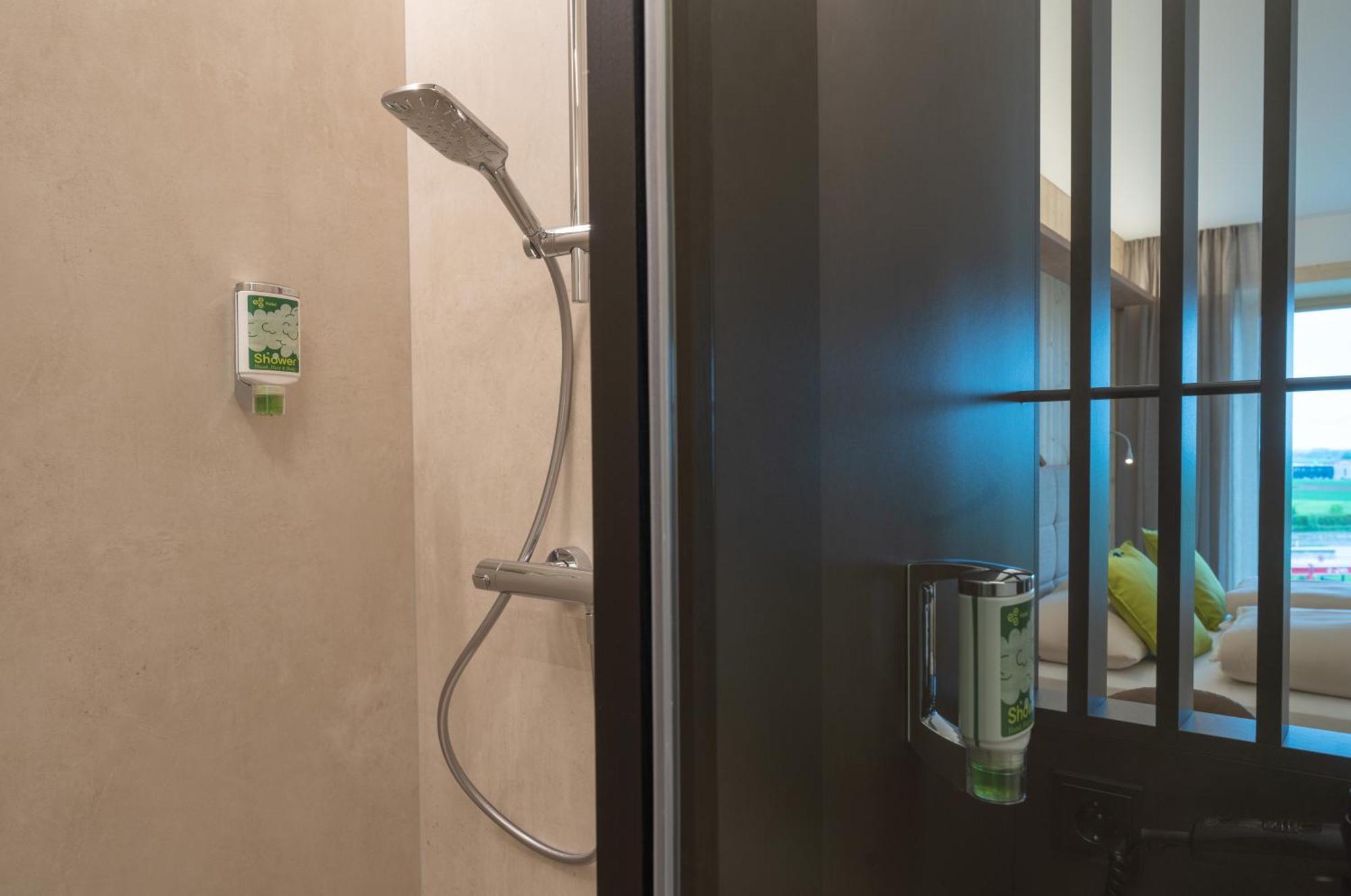 Eee Hotel Eberstalzell エクステリア 写真